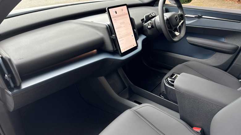 Volvo EX30 315kW Twin Motor Performance Plus 69kWh 5dr Auto Electric Estate